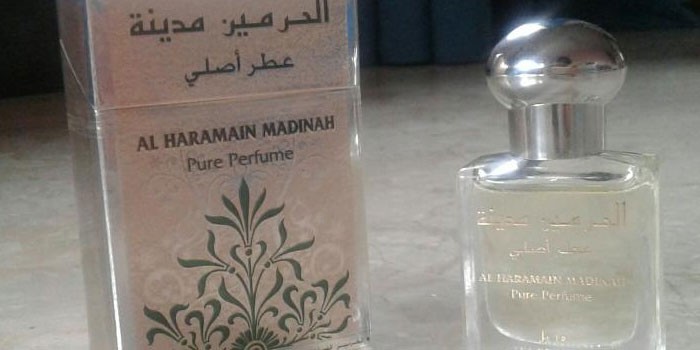Духи с малом мандарина Madinah Al Haramain