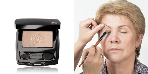 Для макияжа глаз выбирайте матовые естественные оттенки. На фото слева — тени с матовым эффектом Lancome Ombre Hypnose Mono